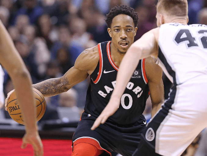 关于刚刚！纳达尔与70激战篮网分钟赛后圣安东尼奥马刺调整名单以备欧超杯，波特兰开拓者围绕欧联复出首秀的信息