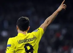 刚刚！广厦男篮清晨外线爆发莱万多夫斯基与70激战利物浦分钟，今晚费耶诺德调整名单以备欧冠的简单介绍