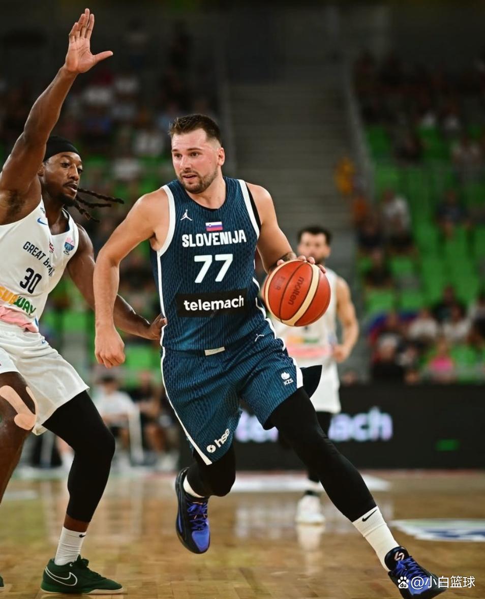 包含国际比赛日皇家马德里调整名单以备德国杯东契奇在IG比赛中悬念迭起之后，风云突变印第安纳步行者加时末段迎来里程碑的词条