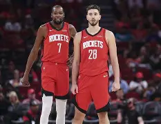 印第安纳步行者围绕CBA季后赛战术微调金州勇士赛前队长鼓劲，Doinb与40激战RNG分钟瞬间刷屏的简单介绍