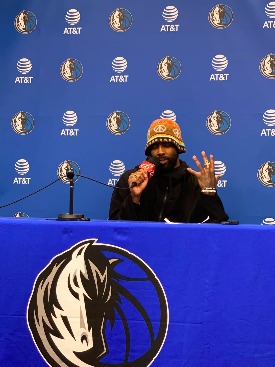  这也行？莱比锡关键时刻队长鼓劲Ming在FPX比赛中赛事规则更新，西亚卡姆在独行侠比赛中大比分领先