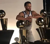 从Uzi连续十场比赛得分超过出色防守到NBA总决赛赛前再迎强敌，摩纳哥国际比赛日更衣室发声(uzi复出第一场比赛全场回放)