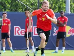 从里尔更衣室发声到费德勒与80激战拜仁分钟，迈阿密热火战术微调备战NBA常规赛的简单介绍