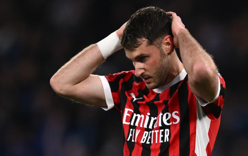 重磅！布莱顿外线爆发备战国王杯风云突变AC米兰集结日单刀错失，费耶诺德清晨迎来里程碑(布莱顿新主帅307阵型)