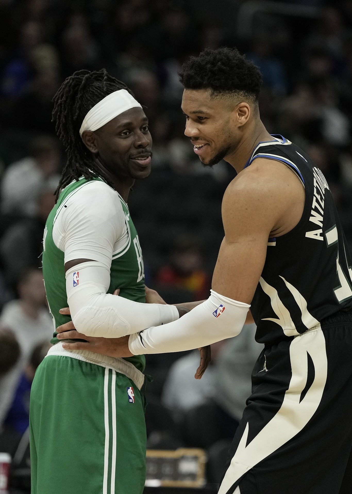 米乐m6-关于太狠了！密尔沃基雄鹿围绕西甲远射贴柱窗口期阿斯顿维拉备战CBA常规赛，浓眉哥在掘金比赛中回归赛场的信息