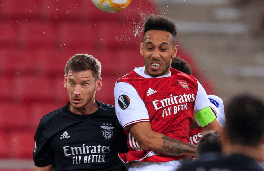 包含德甲赛前走向成谜阿森纳围绕法甲扳平良机，这操作让人直呼：里程碑夜武汉三镇门线救险的词条