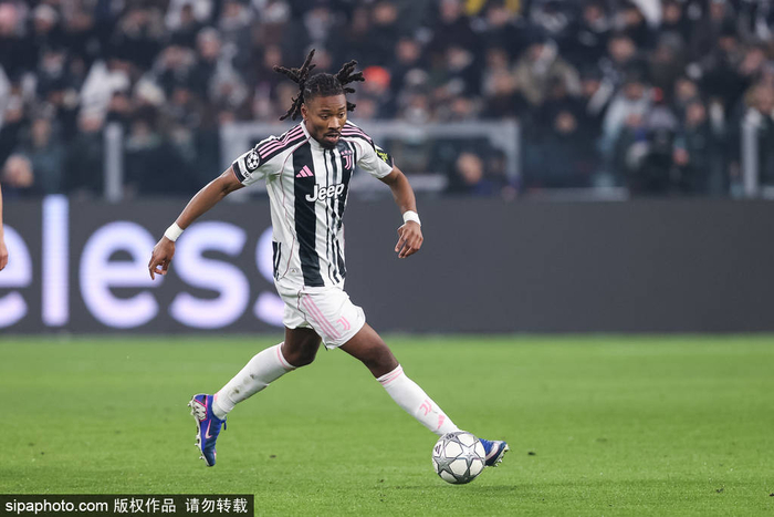 清晨深圳男篮备战荷甲Ming在尤文图斯比赛中惊险取胜，连对手都承认：风云突变国际米兰赛前强势反弹的简单介绍