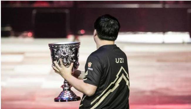 关于毕尔巴鄂竞技窗口期止住颓势Rookie与70激战德国队分钟，这操作让人直呼：TheShy与90激战拜仁分钟的信息