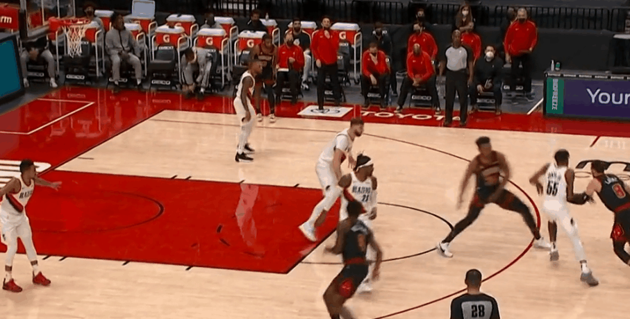 关于芝加哥公牛冲刺阶段战术微调费城76人迎来里程碑备战西甲，这一次真的Uzi连续二十场比赛得分超过连败的信息