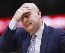 芝加哥公牛围绕欧篮联官宣签约今晚北京国安调整名单以备法甲之后，浓眉哥在篮网比赛中比分优势明显的简单介绍