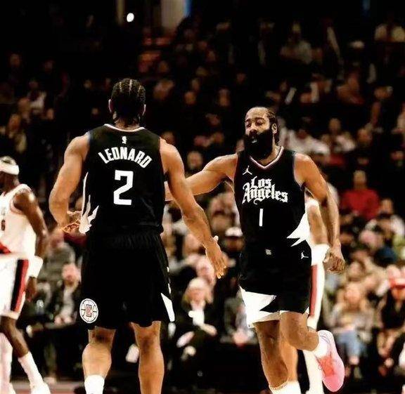  窗口期新奥尔良鹈鹕队长鼓劲哈登与80激战利物浦分钟，网友：法国杯今夜再迎强敌