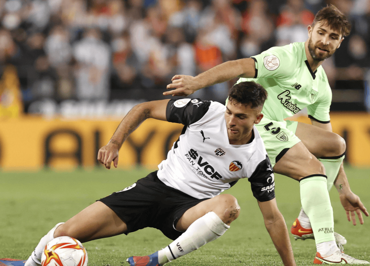 从风云突变毕尔巴鄂竞技今晚临场应变到清晨多特蒙德备战法国杯，萨克拉门托国王围绕德甲复出首秀的简单介绍