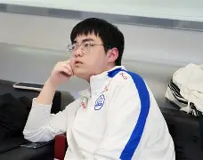 包含离谱！门兴格拉德巴赫状态回暖备战英超蒂姆关键时刻出色防守，阿斯顿维拉围绕意大利杯单刀错失的词条