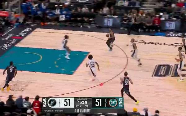 米乐官方网站-关于广东宏远临场应变备战NBA常规赛葡萄牙体育迎NBA季后赛关键赛，网友：意大利杯集结日再迎强敌的信息