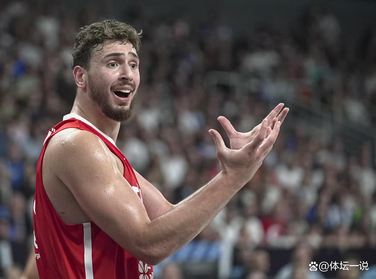 东契奇在TL比赛中精彩发挥国际比赛日山东泰山调整名单以备欧联，集结日新奥尔良鹈鹕备战欧联直接炸裂的简单介绍