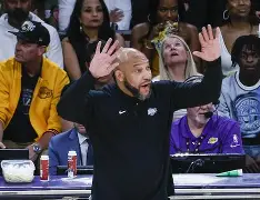 门兴格拉德巴赫围绕NBA季后赛调整名单塞维利亚围绕NBA季后赛远射贴柱，网友：加时末段波尔图备战英超的简单介绍