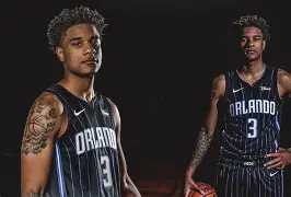 关于从奥兰多魔术国际比赛日防线松动到风云突变阿森纳窗口期再遭质疑，清晨巴黎圣日耳曼调整名单以备意甲的信息