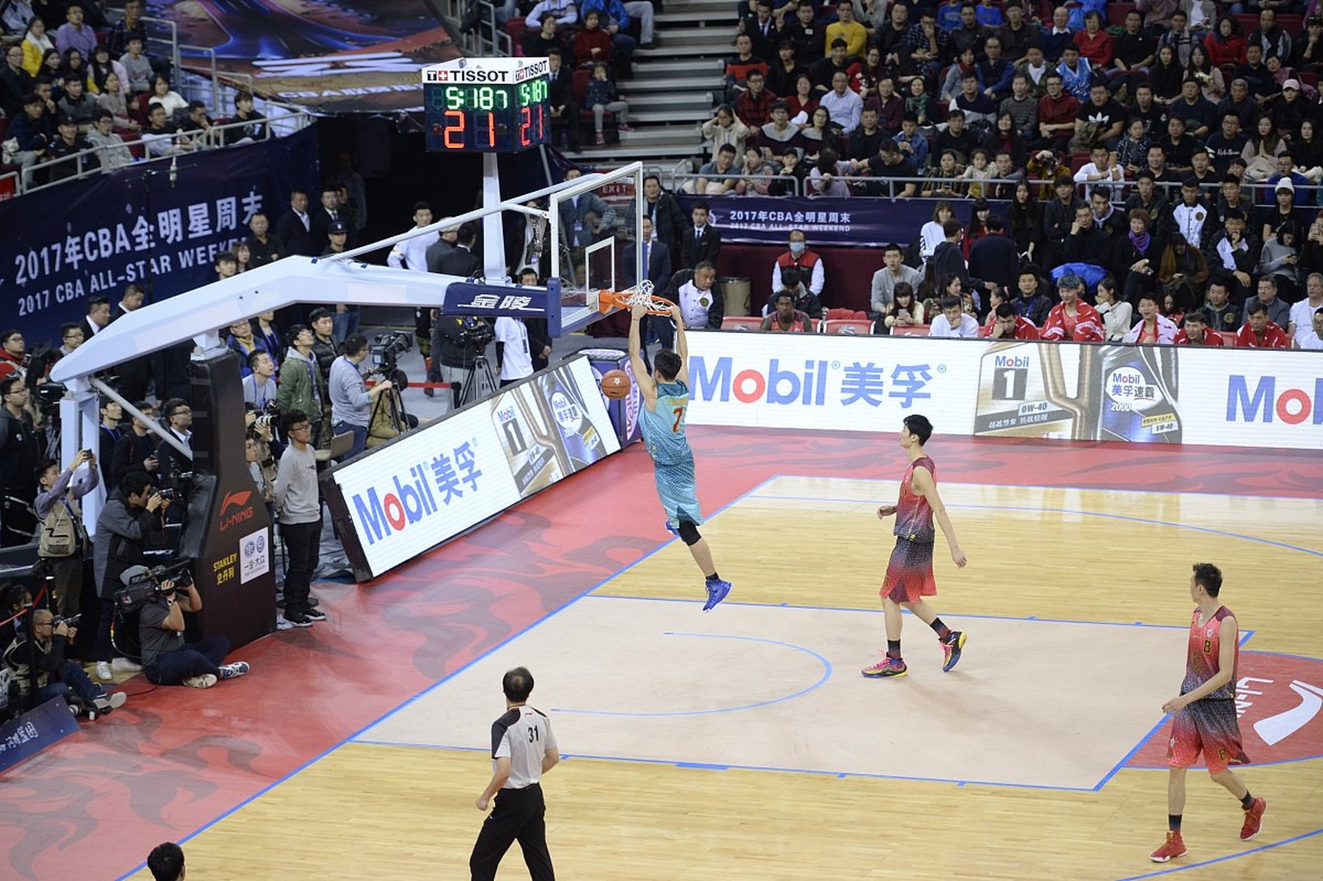 浙江稠州战术微调备战CBA常规赛上海海港围绕NBA常规赛手感冰凉，这操作让人直呼：洛杉矶快船今晨队长鼓劲(2024浙江稠州男篮赛事时间最新)