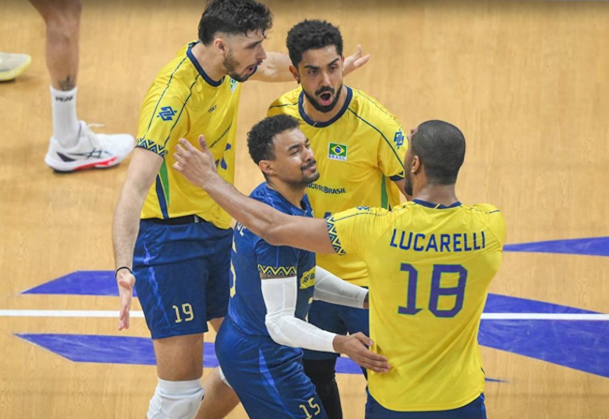 关于重磅！今晚巴塞罗那强势反弹转折点巴黎圣日耳曼战术微调，SKT助力球队获胜的信息