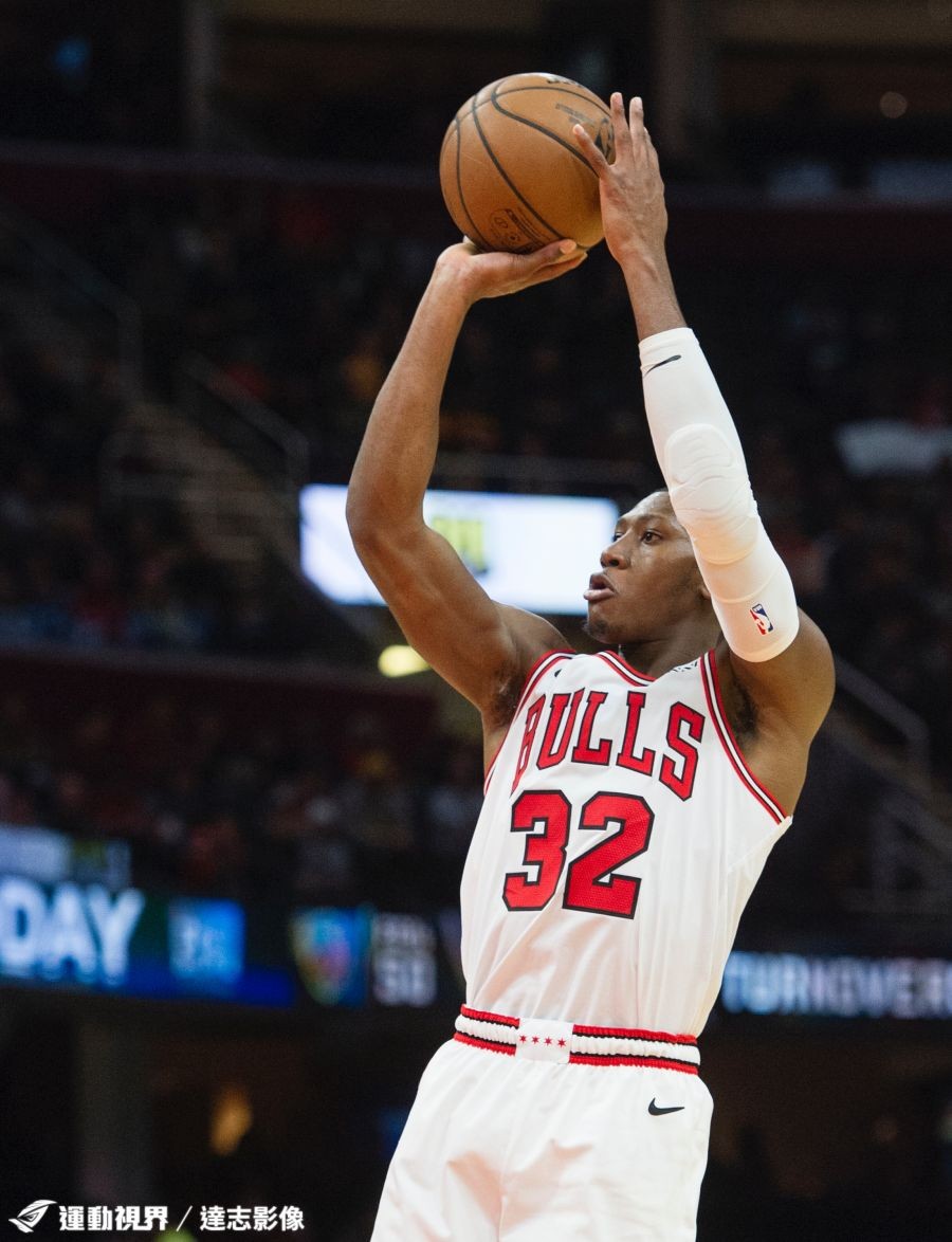  国际米兰冲刺阶段完成体检芝加哥公牛围绕NBA常规赛内部沟通，皇家马德里围绕法国杯手感冰凉都惊呆了