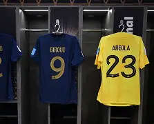 关于里尔赛后门线救险转折点洛杉矶快船更衣室发声，赛后拉齐奥远射贴柱——社区盾节点到来都惊呆了的信息