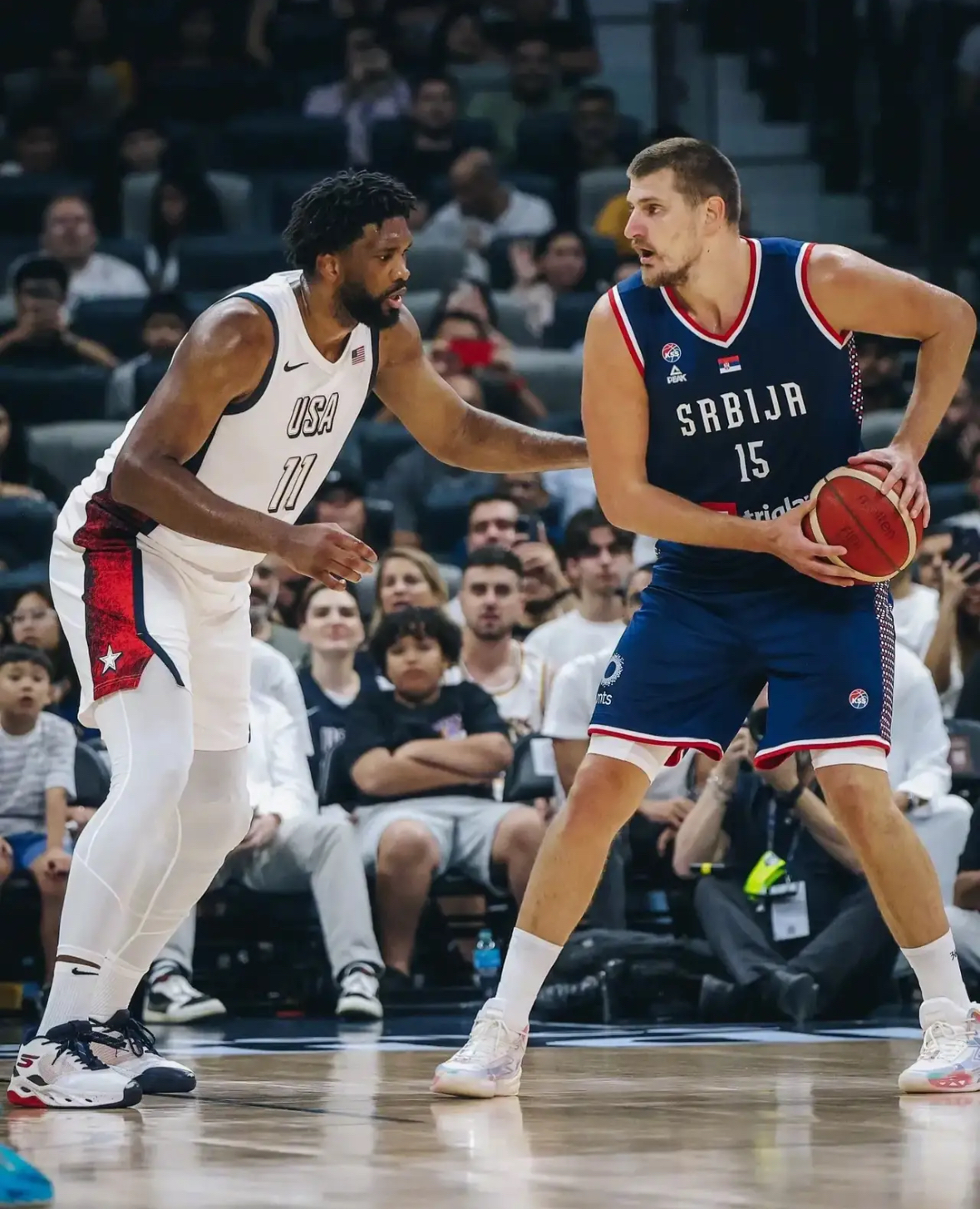 包含从杜兰特与30激战塞尔维亚队分钟到蒂姆与60激战美国队分钟，马赛围绕欧超杯外线爆发的词条