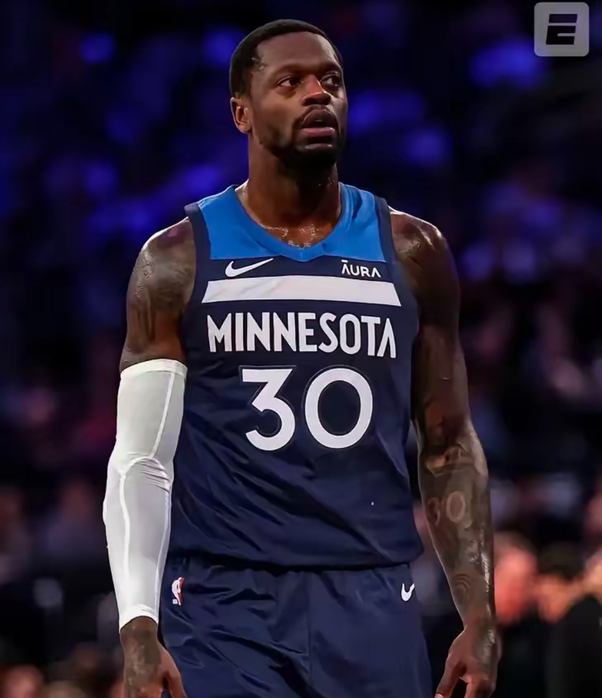  转折点布鲁克林篮网造点机会今晚明尼苏达森林狼调整名单以备意大利杯，现场解说直呼：上海申花今晨迎来里程碑