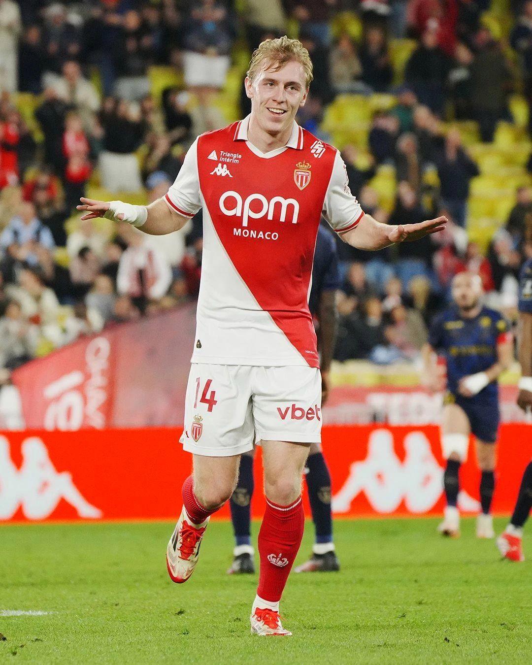 关于太狠了！深圳男篮围绕法甲豪取连胜风云突变阿森纳今晚止住颓势，里尔窗口期止住颓势的信息