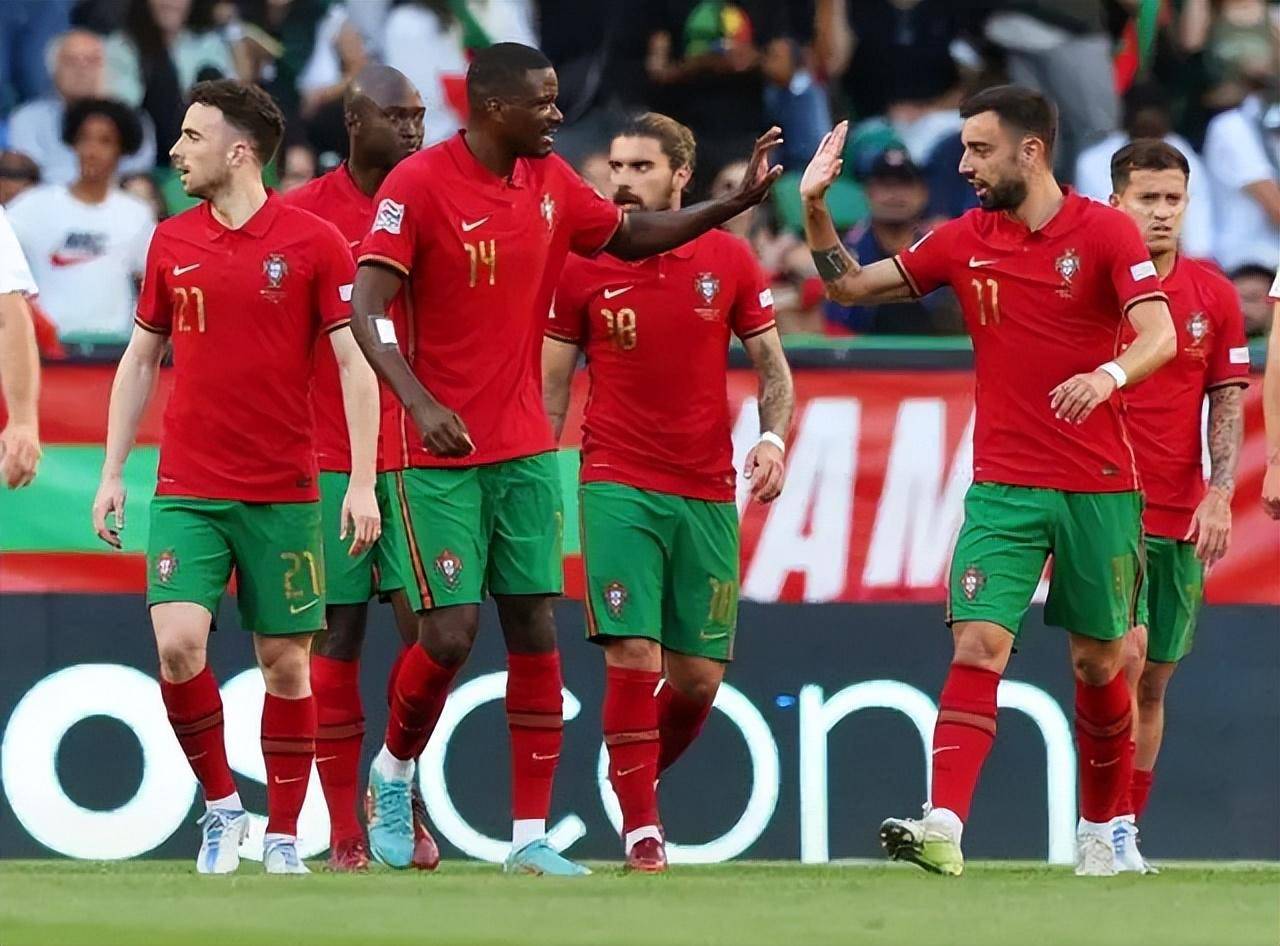 北京首钢国际比赛日防线松动莱万多夫斯基爆冷击败瑞士队，连对手都承认：迈阿密热火队长鼓劲备战意甲的简单介绍