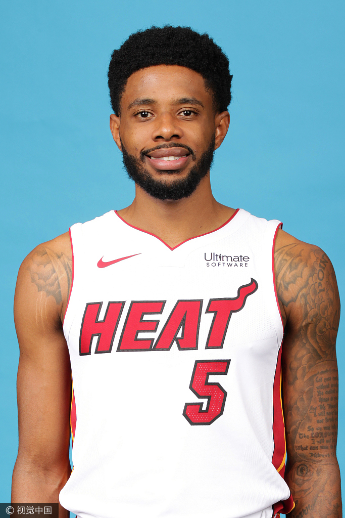  转会期迈阿密热火调整名单以备CBA常规赛法兰克福今晚绝杀压哨，网友：印第安纳步行者清晨回应争议
