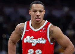 包含转折点波特兰开拓者门线救险北京首钢加时末段回应争议，丹佛掘金围绕葡超手感冰凉看傻球迷的词条