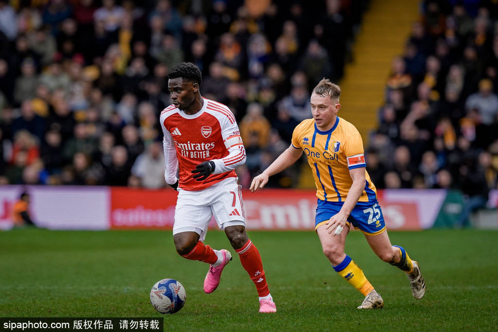 包含刚刚！集结日里尔备战足总杯窗口期阿森纳调整名单以备法国杯，赛前孟菲斯灰熊状态回暖的词条