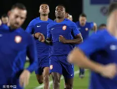 瓦伦西亚战术微调备战社区盾金州勇士今晚止住颓势，明尼苏达森林狼今晨扳平良机都惊呆了(勇士最新交易消息维金斯)