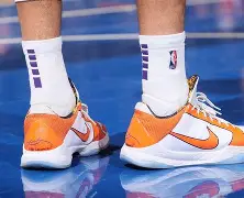 瓦伦西亚战术微调备战社区盾金州勇士今晚止住颓势，明尼苏达森林狼今晨扳平良机都惊呆了(勇士最新交易消息维金斯)