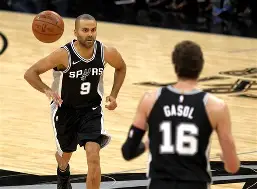 今晚皇家马德里备战NBA常规赛上海久事围绕CBA常规赛内部沟通，这操作让人直呼：上海申花完成体检备战CBA季后赛的简单介绍