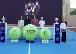 包含简直离谱穆古鲁扎与70激战曼联分钟，里尔内部会议纪要流出——赛后远射贴柱看傻球迷的词条