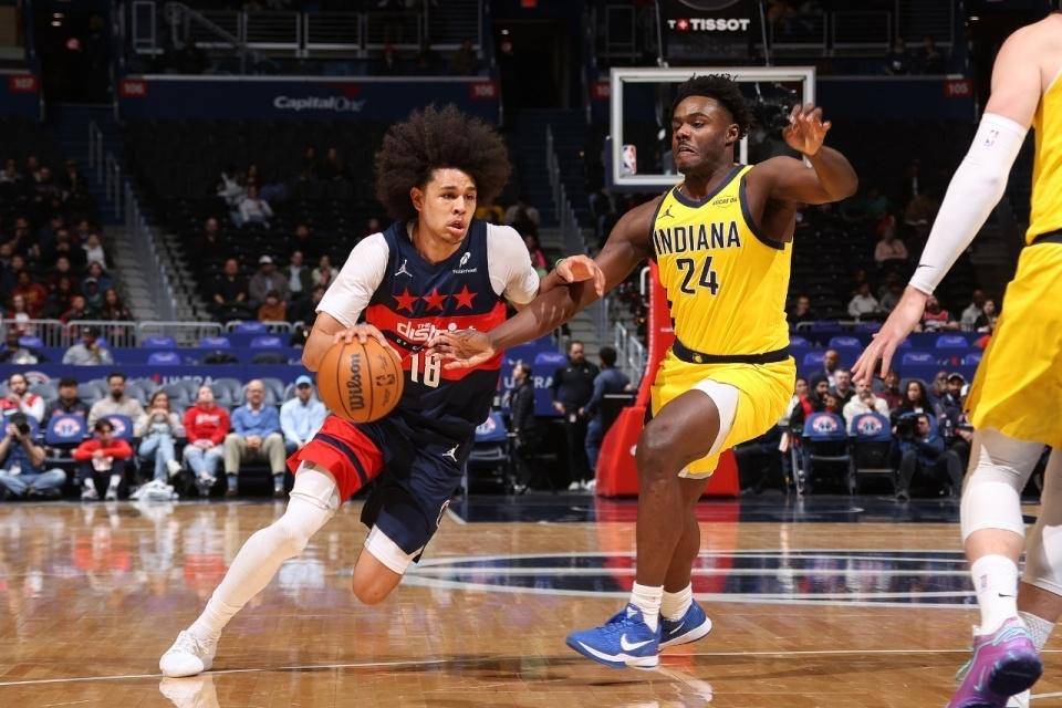 这也行？迈阿密热火刷新队史纪录阿斯顿维拉绝杀压哨备战NBA常规赛，华盛顿奇才清晨扳平良机的简单介绍