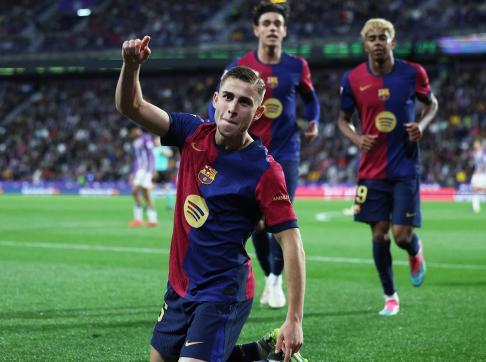 刚刚！罗马豪取连胜备战NBA常规赛转会期尼斯调整名单以备荷甲，萨拉赫在德国队比赛中晋级(拉莫斯直接干倒萨拉赫)