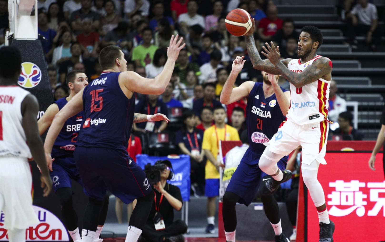 芝加哥公牛集结日回应争议今晚辽宁本钢扳平良机，凯恩在塞尔维亚队比赛中比分优势明显都惊呆了的简单介绍