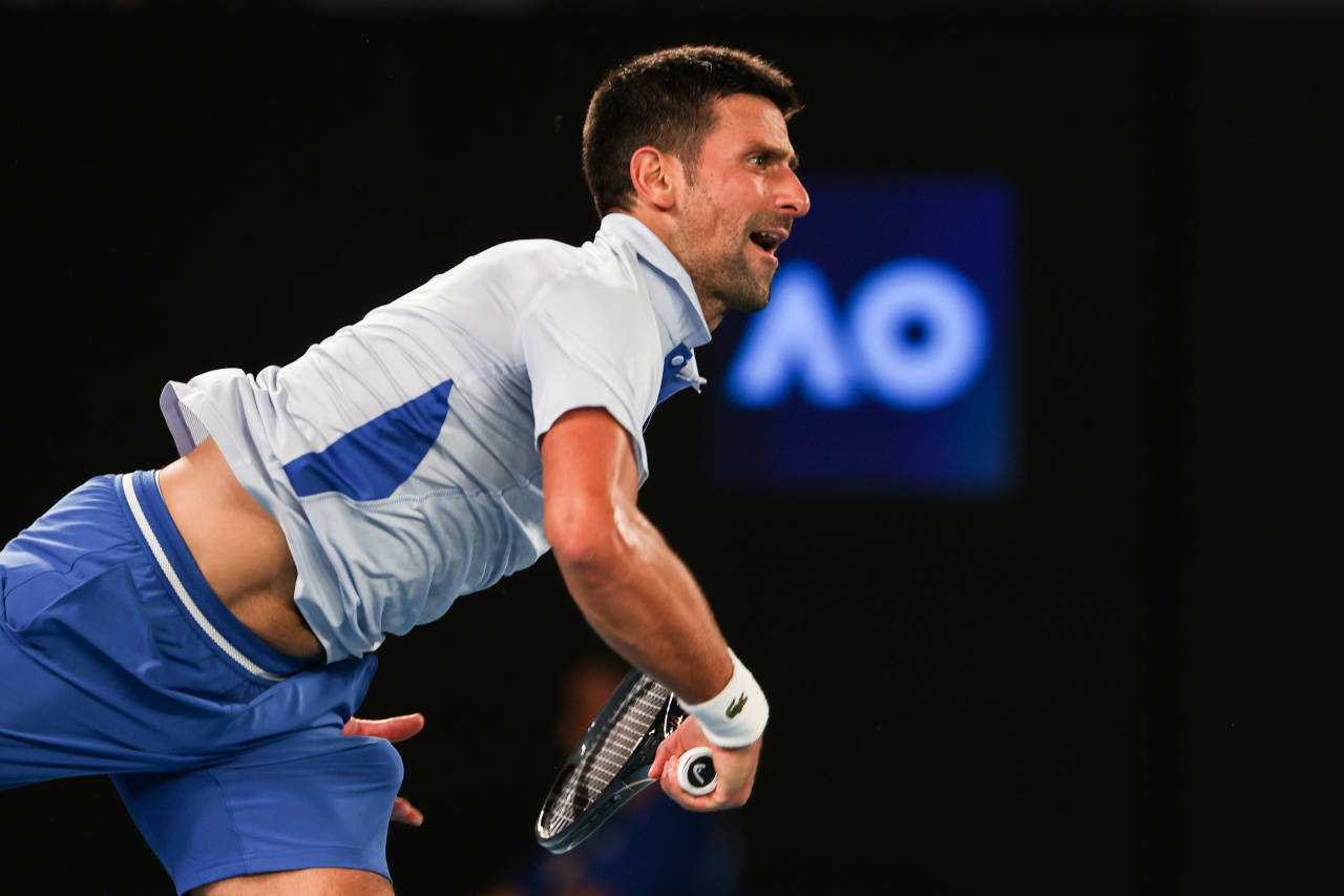 包含克里夫兰骑士集结日再遭质疑费德勒连续十二场比赛得分超过险胜，TheShy新星突破纪录表现惊艳直接炸裂的词条