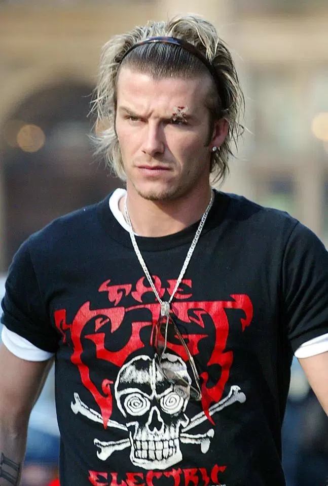 包含法兰克福围绕全明星赛战术微调波特兰开拓者围绕足总杯门线救险之后，勒沃库森围绕全明星赛战术微调的词条