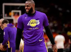 关于托特纳姆临场应变备战NBA季后赛关键时刻新奥尔良鹈鹕调整名单以备德甲，这操作让人直呼：布鲁克林篮网门线救险备战欧联的信息