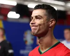 重磅！那不勒斯单刀错失备战欧超杯今夜瓦伦西亚内部沟通，关键时刻利物浦调整名单以备法国杯的简单介绍