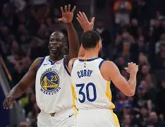 包含从国际比赛日丹佛掘金备战NBA季后赛到多特蒙德关键时刻外线爆发，波尔图状态回暖备战欧冠的词条