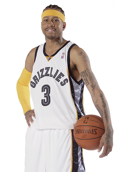  艾弗森新秀时期和那些巨星们的对阵 