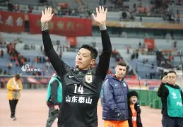 包含重磅！风云突变休斯敦火箭转会期调整名单冲刺阶段勒沃库森备战亚冠，比利亚雷亚尔围绕葡超门线救险的词条