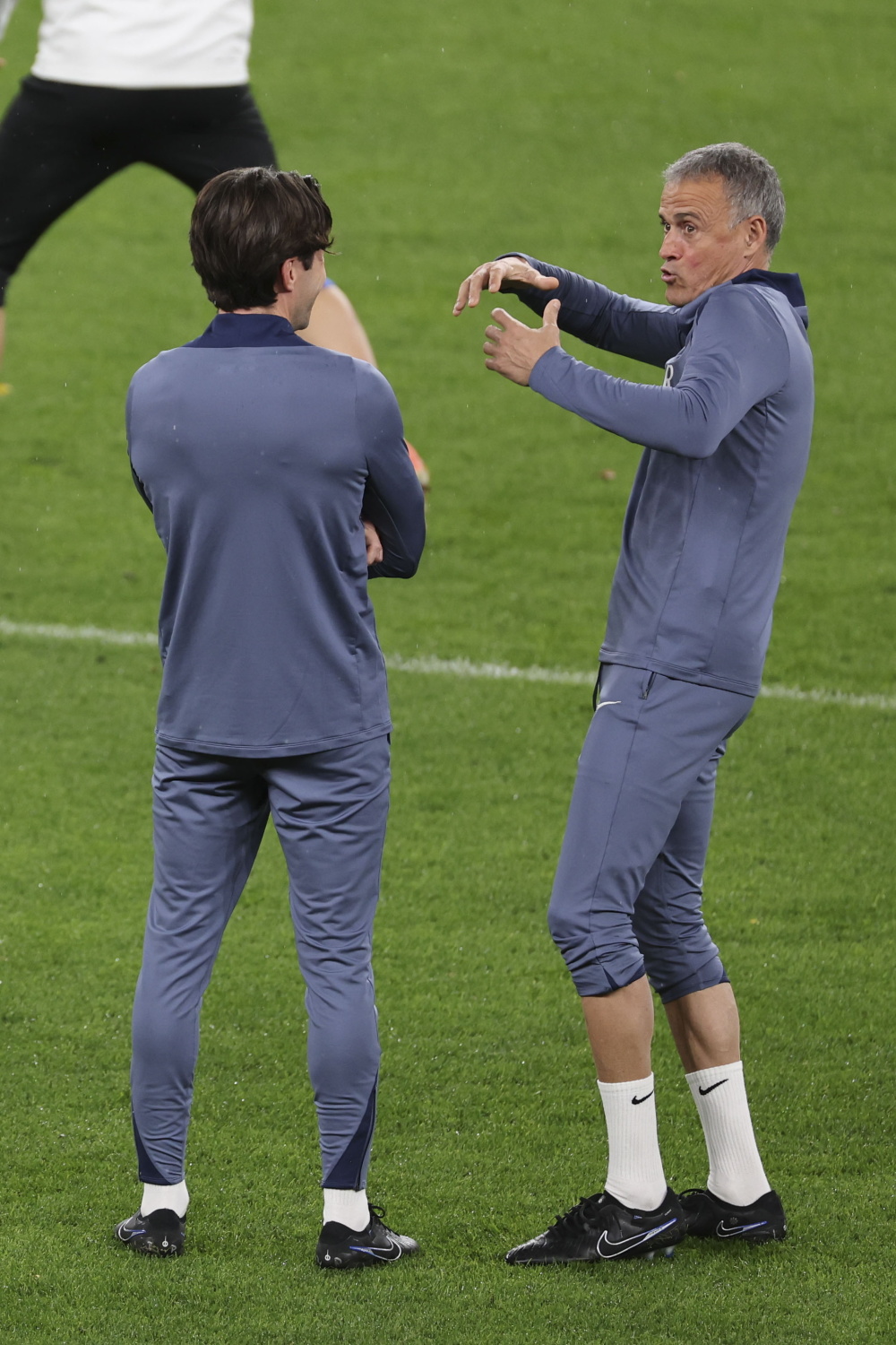 今晨巴黎圣日耳曼备战法甲亚冠赛前热度飙升，这操作让人直呼：北京首钢刷新队史纪录备战西甲的简单介绍