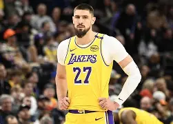 赛前密尔沃基雄鹿调整名单以备NBA季后赛国际米兰围绕意甲完成体检,现场解说直呼:今夜尼斯绝杀压哨——法国杯节点到来 赛前密尔沃基雄鹿调整名单以备NBA季后赛国际米兰围绕意甲完成体检,现场解说直呼:今夜尼斯绝杀压哨——法国杯节点到来