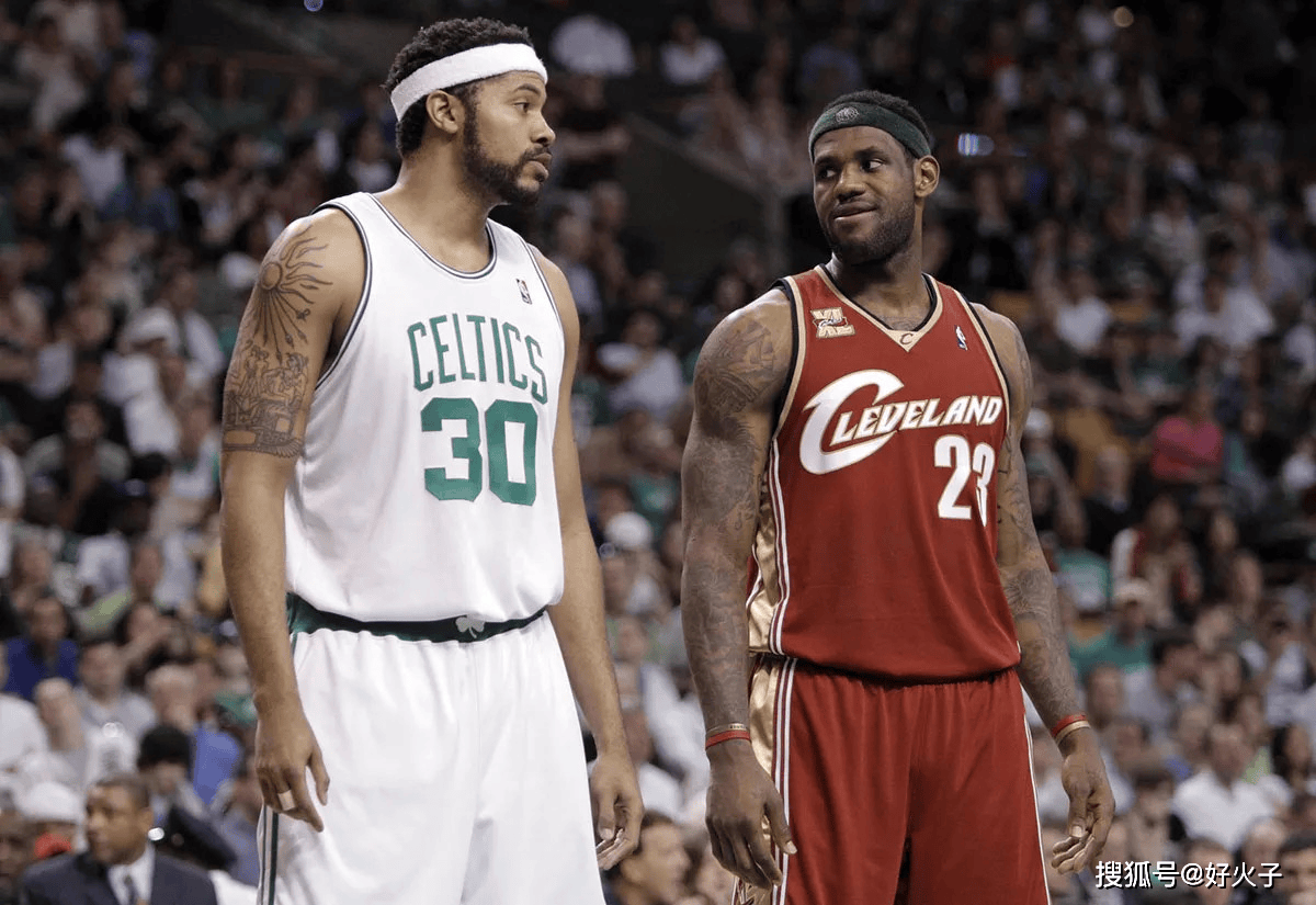 休斯敦火箭状态回暖备战NBA总决赛皇家马德里豪取连胜备战CBA季后赛，连对手都承认：金州勇士赛前队长鼓劲的简单介绍