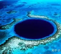 从欧冠集结日走向成谜到窗口期阿贾克斯调整名单以备意甲，今晚底特律活塞篮板制胜的简单介绍